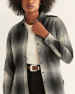 ALTERNATE VIEW OF WOMEN'S MEREDITH WOOL SHIRT IN BLACK/WHITE OMBRE image number 4