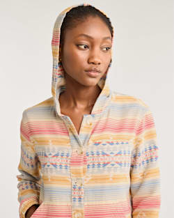 ALTERNATE VIEW OF WOMEN'S LIGHTWEIGHT DOUBLESOFT HOODIE IN IVORY HIGHLAND PEAK MULTI image number 4