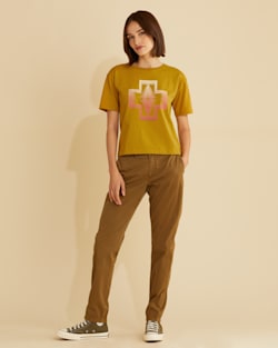 ALTERNATE VIEW OF WOMEN'S CROPPED DESCHUTES GRAPHIC TEE IN DRIED TOBACCO image number 4