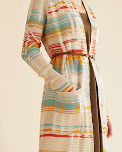 ALTERNATE VIEW OF WOMEN'S HARDING PACIFIC DUSTER SWEATER IN NATURAL LINEN MULTI image number 4