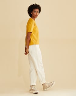 ALTERNATE VIEW OF WOMEN'S DESCHUTES RAGLAN-SLEEVE TEE IN SOFT GOLD image number 4