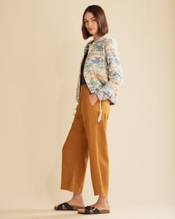 ALTERNATE VIEW OF WOMEN�S BROADWAY LINEN PANTS IN MEDAL BRONZE image number 3