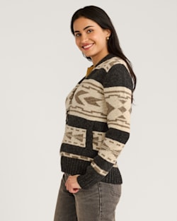 ALTERNATE VIEW OF WOMEN'S GRAPHIC SHETLAND COLLECTION ZIP CARDIGAN IN OXFORD GREY MULTI image number 2