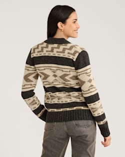 ALTERNATE VIEW OF WOMEN'S GRAPHIC SHETLAND COLLECTION ZIP CARDIGAN IN OXFORD GREY MULTI image number 3