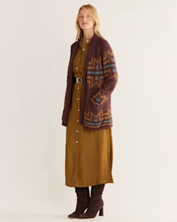 ALTERNATE VIEW OF WOMEN'S ROCK POINT COTTON CARDIGAN IN ROSEWOOD/MAROON MULTI image number 2