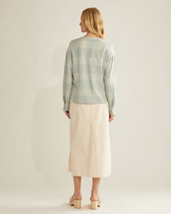 ALTERNATE VIEW OF WOMEN'S AMELIA V-NECK SHIRT IN SILVER BLUE/SANDSHELL CHECK image number 3