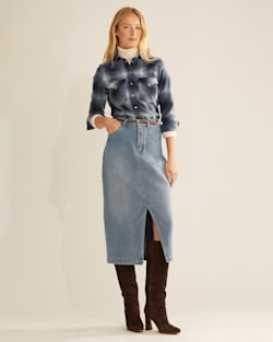 WOMEN'S LONG DENIM SKIRT IN LIGHT DENIM image number 1