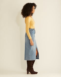 ALTERNATE VIEW OF WOMEN'S LONG-SLEEVE COTTON SLUB HENLEY TEE IN PALE GOLD image number 2