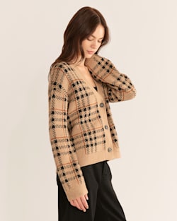 ALTERNATE VIEW OF WOMEN'S LUXE PLAID CROPPED CARDIGAN IN TAUPE MULTI PLAID image number 3