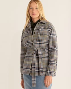 ALTERNATE VIEW OF WOMEN'S WEST END WOOL SHIRT JACKET IN NAVY GLEN PLAID image number 4