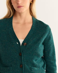 ALTERNATE VIEW OF WOMEN'S MERINO CROPPED CARDIGAN IN TEAL DONEGAL image number 4