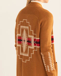 ALTERNATE VIEW OF WOMEN'S LONG DUSTER SWEATER IN MEDAL BRONZE MULTI image number 5