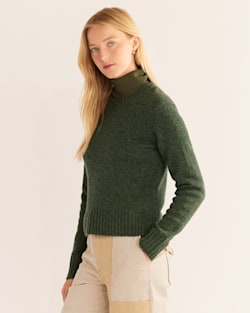 ALTERNATE VIEW OF WOMEN'S SHETLAND COLLECTION CREWNECK IN DARK FIR image number 2