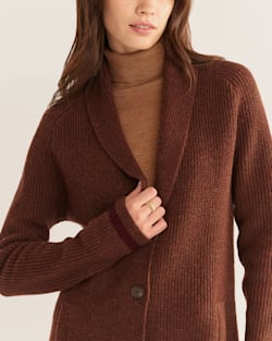 ALTERNATE VIEW OF WOMEN'S STRIPED SHAWL-COLLAR SHETLAND CARDIGAN IN BROWN HEATHER/MAROON image number 3