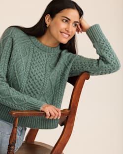 ALTERNATE VIEW OF WOMEN�S SHETLAND COLLECTION FISHERMAN SWEATER IN DUSTY TEAL HEATHER image number 5