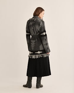 undefined image number 3