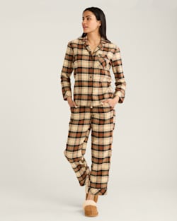 WOMEN'S PLAID FLANNEL PAJAMA SET IN TAN/BLACK/BRICK image number 1