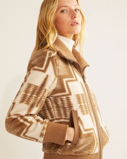 ALTERNATE VIEW OF WOMEN'S FOXGLOVE FLEECE BOMBER JACKET IN IVORY/SADDLE HARDING image number 3