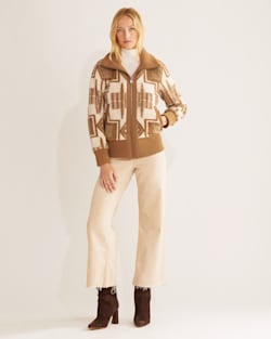 ALTERNATE VIEW OF WOMEN'S FOXGLOVE FLEECE BOMBER JACKET IN IVORY/SADDLE HARDING image number 4