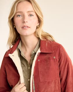 ALTERNATE VIEW OF WOMEN'S WIND RIVER CORDUROY TRUCKER JACKET IN ROASTED RUSSET image number 4