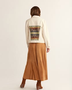 ALTERNATE VIEW OF WOMEN'S DENIM TRUCKER JACKET IN NATURAL HIGHLAND PEAK image number 3