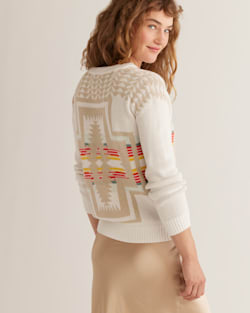 ALTERNATE VIEW OF WOMEN'S MONTERA COTTON PULLOVER IN WHITE MULTI HARDING image number 3