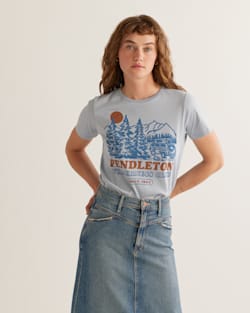 WOMEN'S WILDERNESS CLUB GRAPHIC TEE IN BLUE FOG image number 1