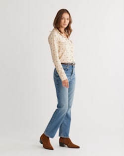 ALTERNATE VIEW OF WOMEN'S PRINTED GAMBLER SHIRT IN SANDSHELL/BRONZE MULTI image number 2