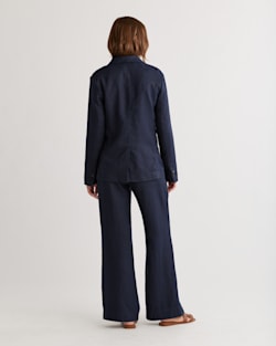 ALTERNATE VIEW OF WOMEN'S BIRCH BAY LINEN BLAZER IN NAVY image number 3