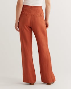 ALTERNATE VIEW OF WOMEN'S BIRCH BAY LINEN TROUSER PANTS IN REDWOOD image number 3