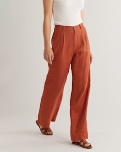 ALTERNATE VIEW OF WOMEN'S BIRCH BAY LINEN TROUSER PANTS IN REDWOOD image number 4