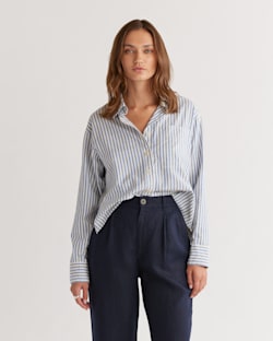 ALTERNATE VIEW OF WOMEN'S BIRCH BAY LINEN TROUSER PANTS IN NAVY image number 4