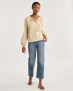 ALTERNATE VIEW OF WOMEN'S JANA POPOVER SHIRT IN DUSTY BLUE MULTI image number 4