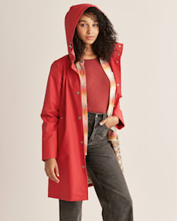 ALTERNATE VIEW OF WOMEN'S SEATTLE WATERPROOF SLICKER IN SUNSET RED image number 4