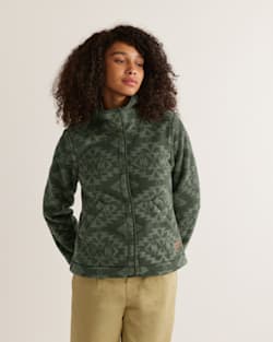 ALTERNATE VIEW OF WOMEN'S SNAP-FRONT FLEECE JACKET IN DARK GREEN SACRED STAR image number 4