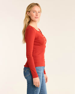 ALTERNATE VIEW OF WOMEN'S LONG-SLEEVE PIMA COTTON HENLEY IN RED OCHRE image number 2