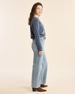 ALTERNATE VIEW OF WOMEN'S SQUARE GRAPHIC FRENCH TERRY CREWNECK IN VINTAGE INDIGO image number 2