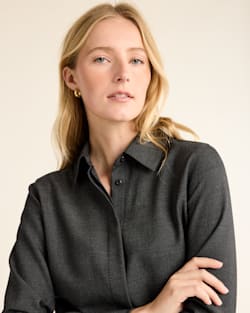 ALTERNATE VIEW OF WOMEN'S WORSTED WOOL SHIRT IN BLACK image number 6