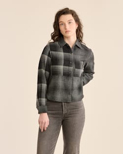 ALTERNATE VIEW OF WOMEN'S CENTENNIAL PLAID SHIRT IN OXFORD/GREY MIX OMBRE image number 2