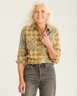 ALTERNATE VIEW OF WOMEN'S LIMITED EDITION GAMBLER SHIRT IN TAN/BRONZE OMBRE image number 4