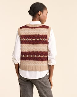 ALTERNATE VIEW OF WOMEN'S HARLOW LAMBSWOOL SWEATER VEST IN TAN HEATHER MULTI image number 3