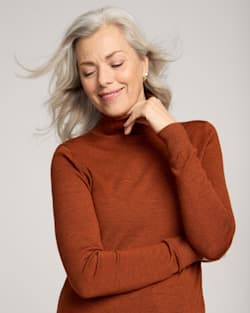 WOMEN'S MERINO TURTLENECK IN ARABIAN SPICE HEATHER image number 1