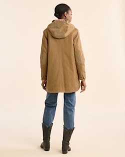 ALTERNATE VIEW OF WOMEN'S CEDAR CREEK CANVAS PARKA IN SADDLE image number 3