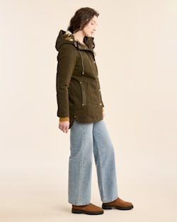 ALTERNATE VIEW OF WOMEN'S CEDAR CREEK CANVAS PARKA IN DARK OLIVE image number 4