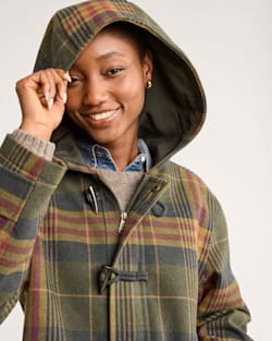 ALTERNATE VIEW OF WOMEN'S CAMP DUFFEL COAT IN NAVY/OLIVE CAMP PLAID image number 4