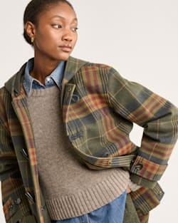 ALTERNATE VIEW OF WOMEN'S CAMP DUFFEL COAT IN NAVY/OLIVE CAMP PLAID image number 5