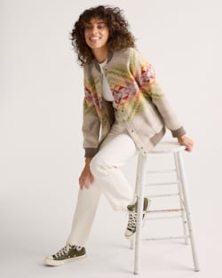WOMEN'S HOYT WOOL BOMBER IN TAN MULTI CASCADIA image number 1