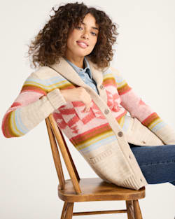 WOMEN'S HERITAGE WOOL CARDIGAN IN TAN/ORANGE MULTI image number 1