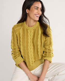 WOMEN'S COTTON CABLE SWEATER IN GOLD image number 1