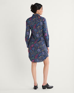 ALTERNATE VIEW OF WOMEN'S WESTERN PRINT GAMBLER SHIRT DRESS IN NAVY BRIGHTS image number 2